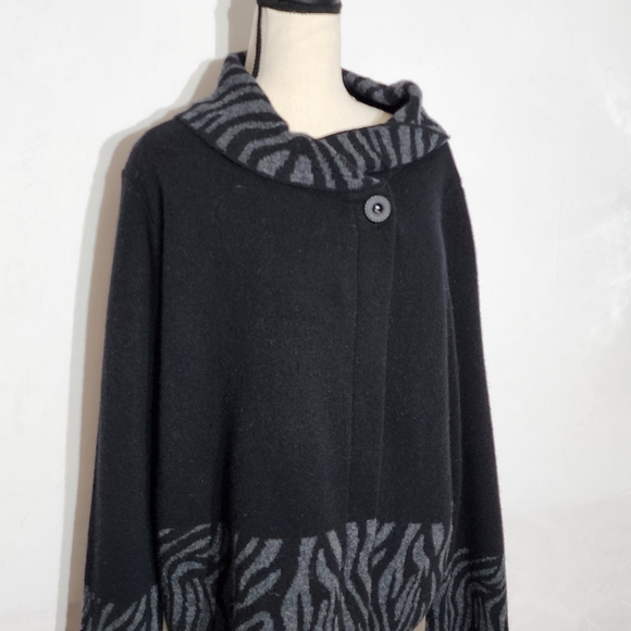 A.IDA Black and Zebra Print Wool Cardigan Sweater, Size Large - Picture 2 of 11
